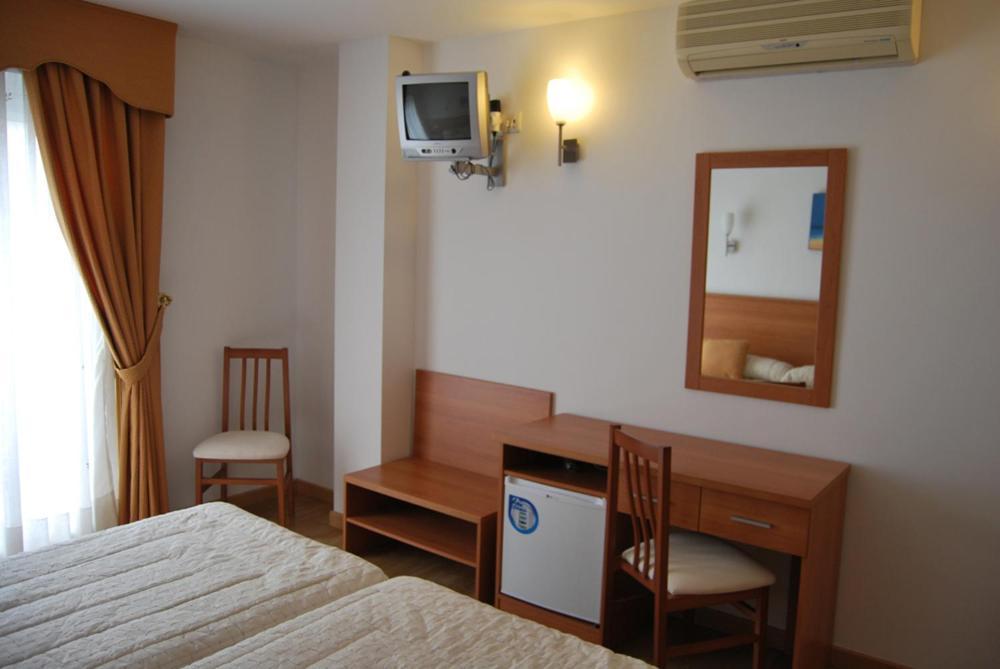 Hotel Plaza Portonovo Exterior foto